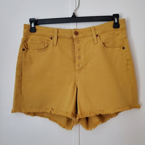 Short - Picture 1 of 5